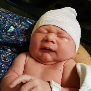 Meet your Posher, Crystal